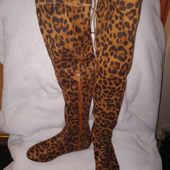 Animal print over the knee's boots - Picture 4 of 6